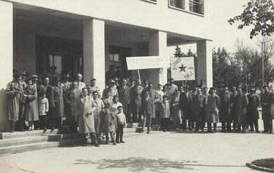 Workers at the meeting, Novi Sad, 1959
