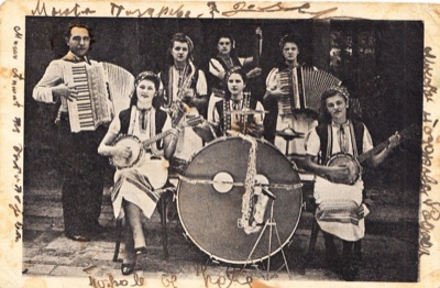 Novi Sad women orchestra, 1940