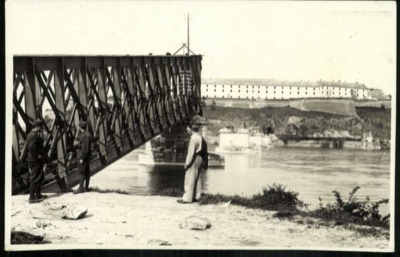Uniformed men at the railway bridge, Novi Sad, Franz Josef Bridge, 1919–1941