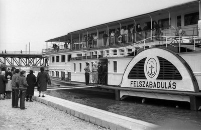 Hungarian tourists, Novi Sad, 1965