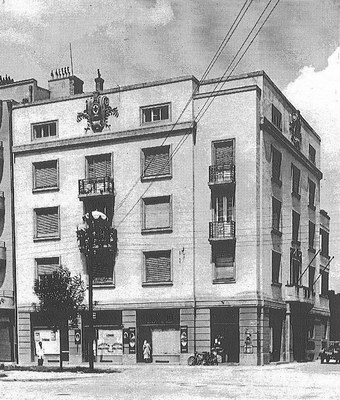 Shuttered modernist corner block, Novi Sad, 1935–1950